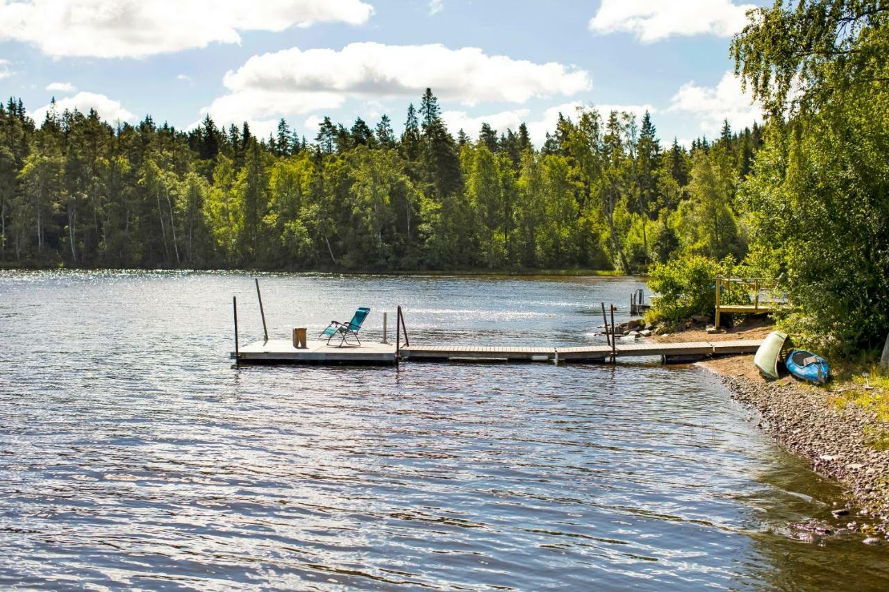 Holiday Lakefront House Bjorkoby Exterior foto
